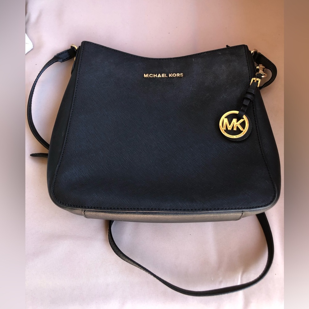 MICHAEL KORS
JET SET TRAVEL LARGE MESSENGER BLACK